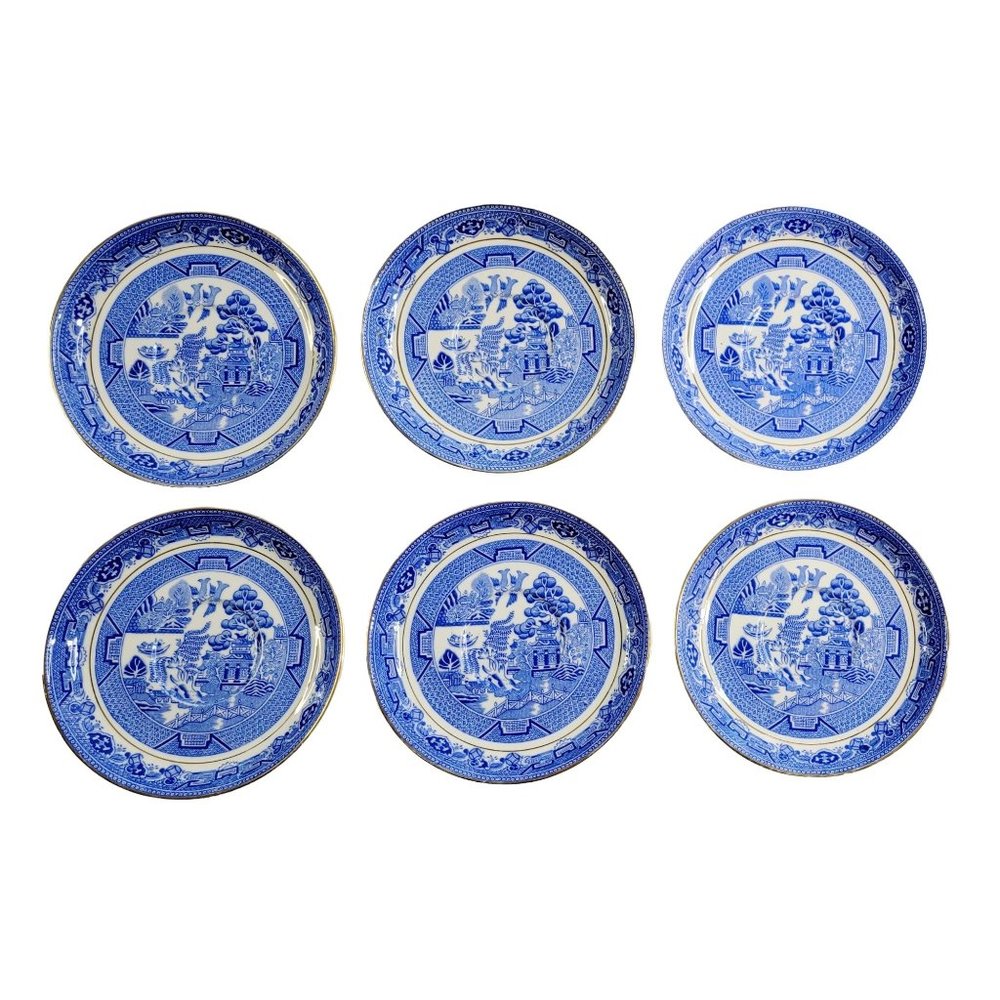 6 Vintage Royal Grafton Blue Willow Bone China Gold Trim Saucers 1949
